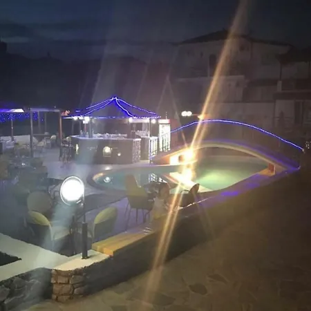 Panos Lägenhetshotell 3*